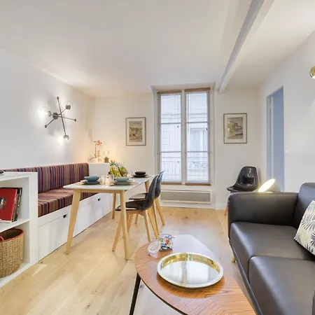Apartment Le Roi Soleil T2 En Plein Coeur De !